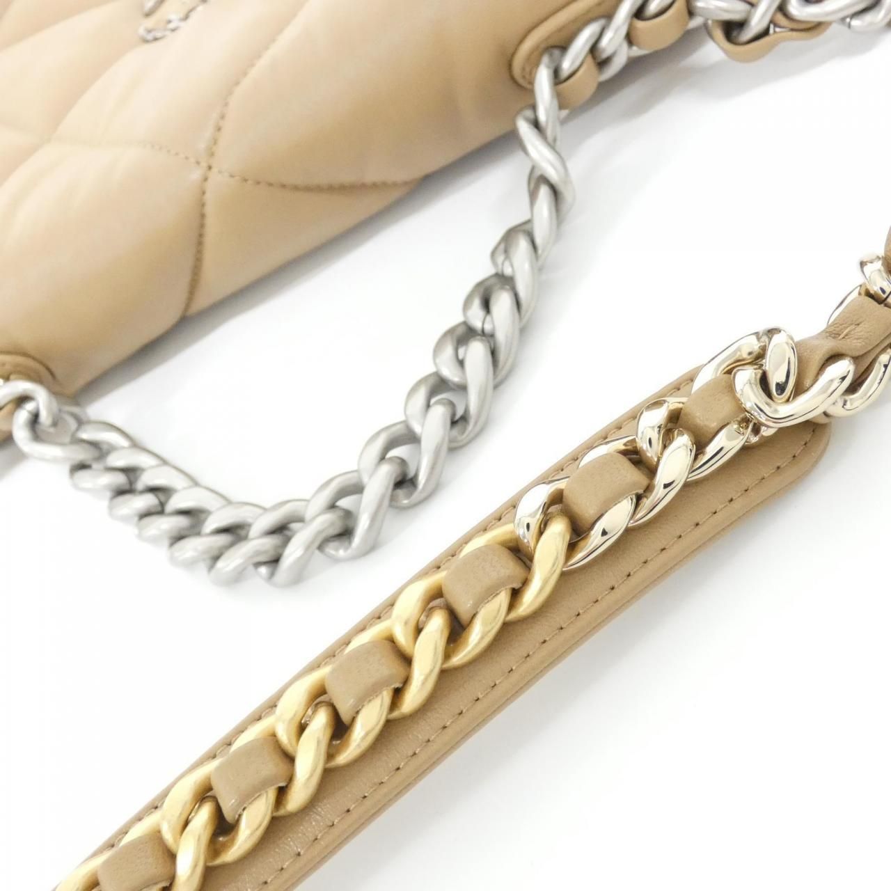 Chanel 19 Line Shoulder — view 8