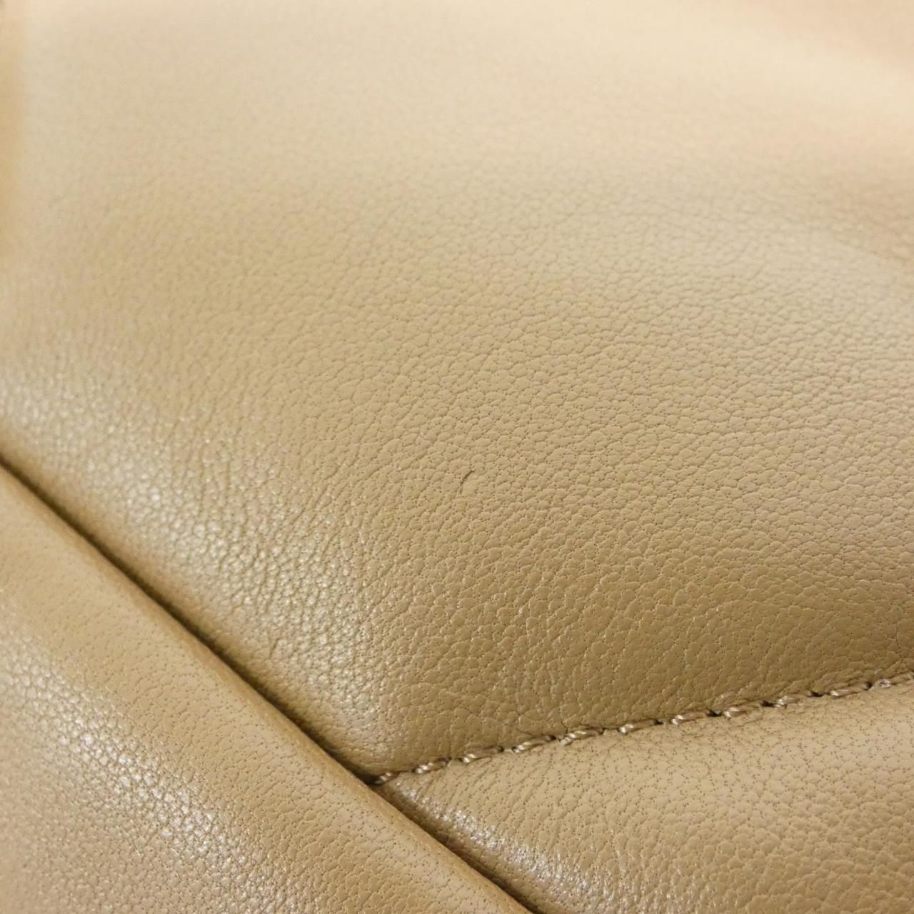 Chanel 19 Line Shoulder — view 7