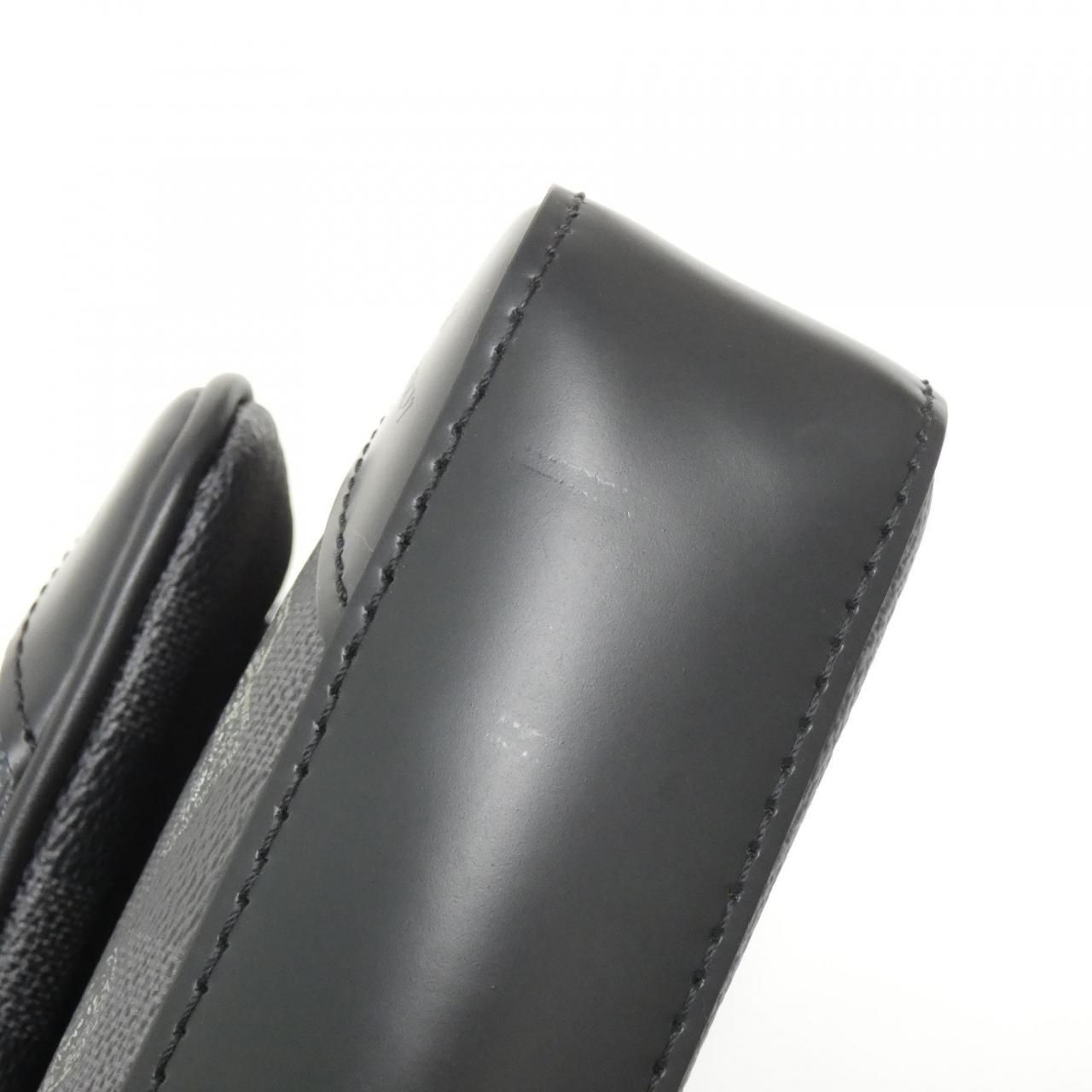 Louis Vuitton Damier Graphit Trio Messenger Shoulder — view 4