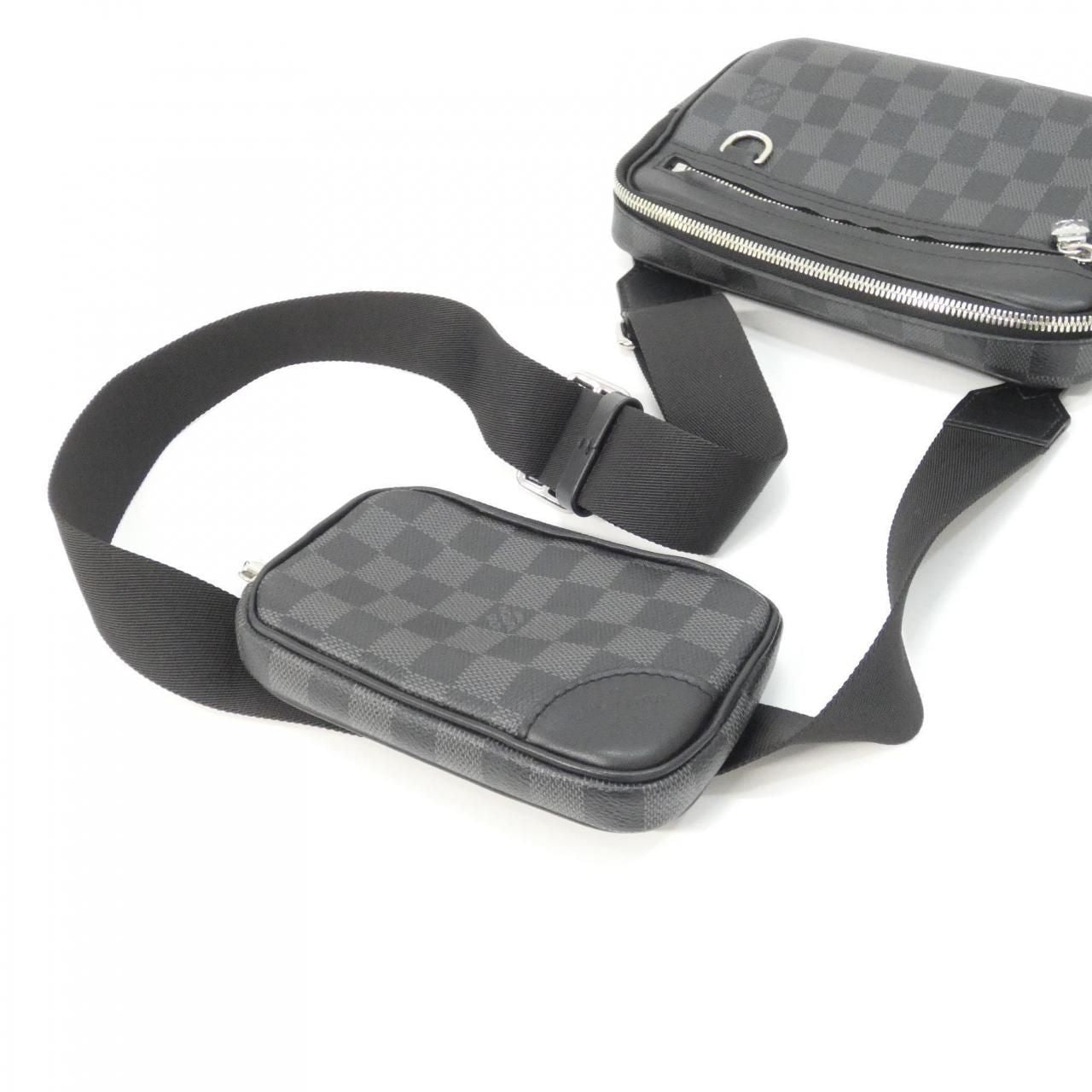 Louis Vuitton Damier Graphite Scott Messenger Shoulder — view 6
