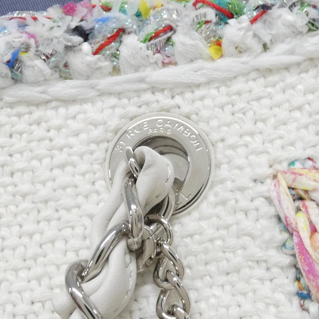 Chanel Bag Handbag White — view 5