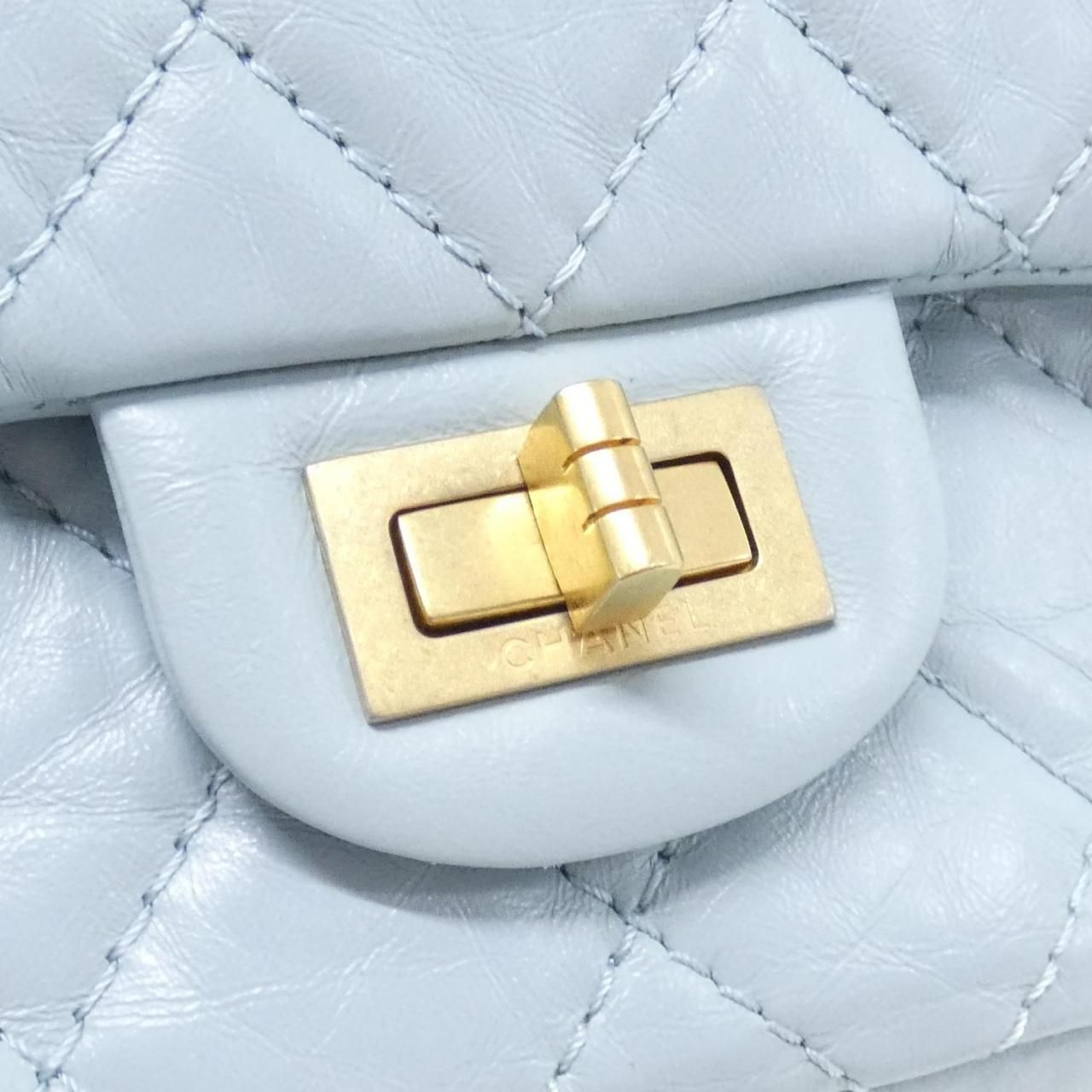 Chanel Shoulder Bag Blue — view 4