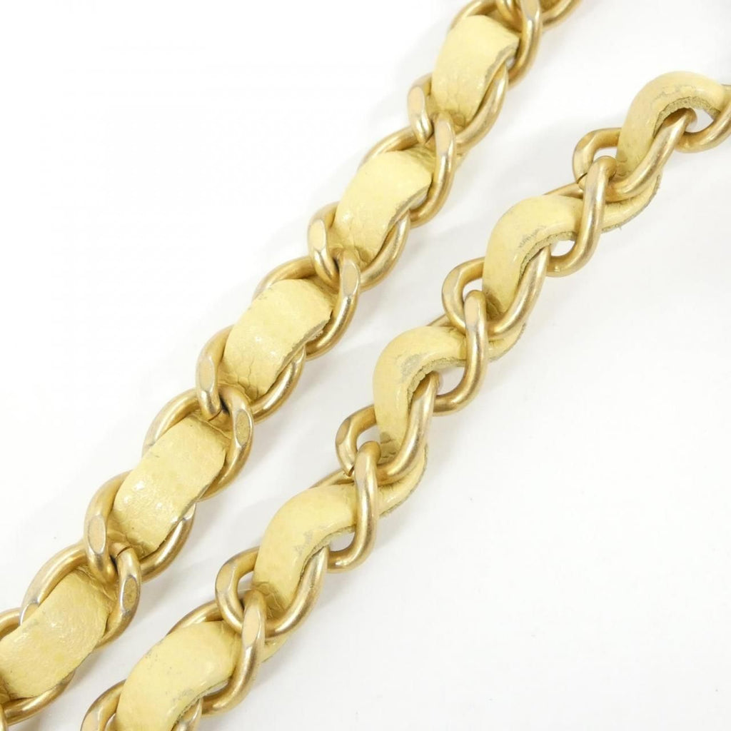 Chanel Shoulder Bag Yellow — view 7