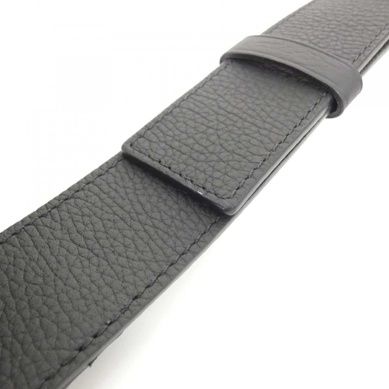 Louis Vuitton LV Touch Delta Sling — view 5