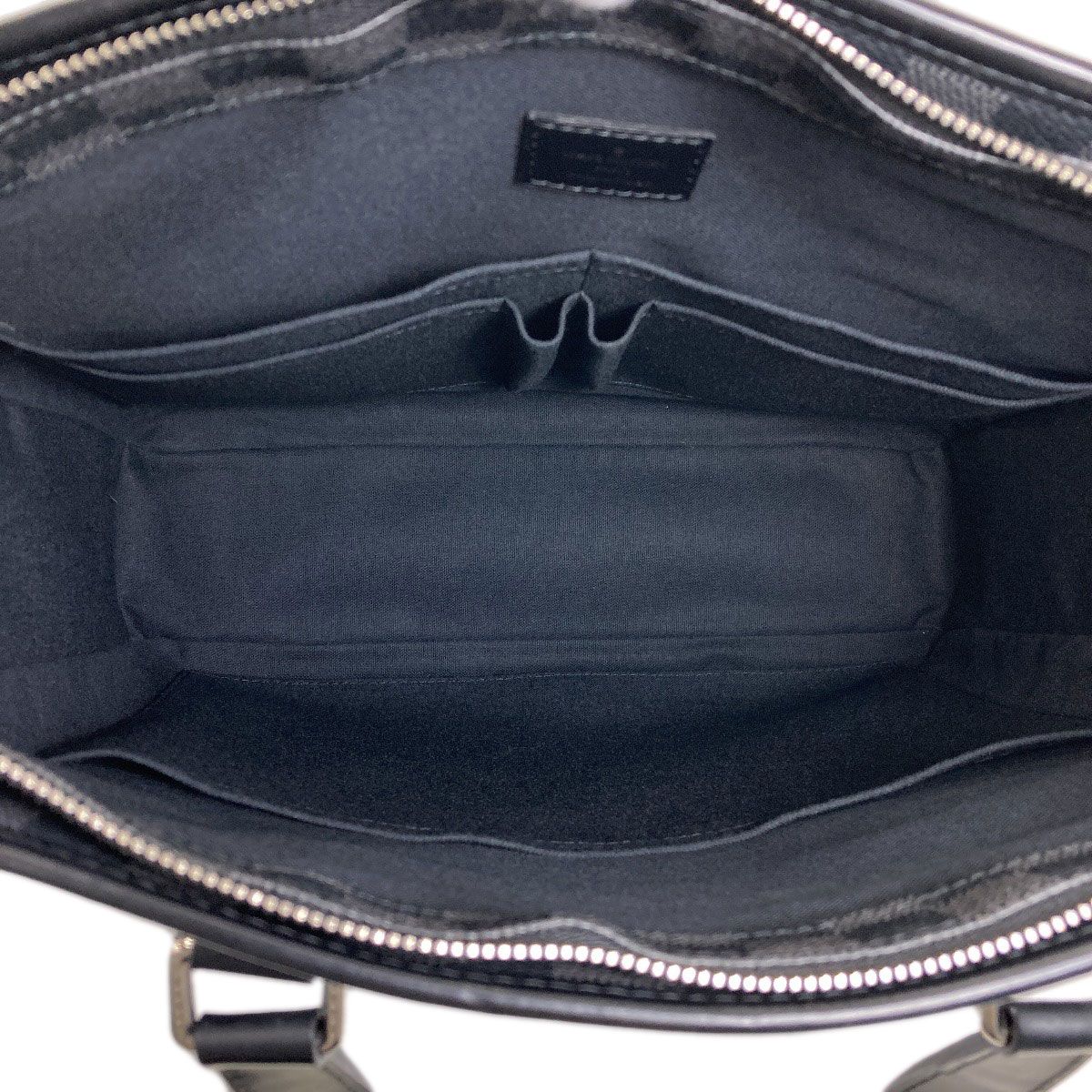 Louis Vuitton Tadao Handbag Damier Canvas — view 5