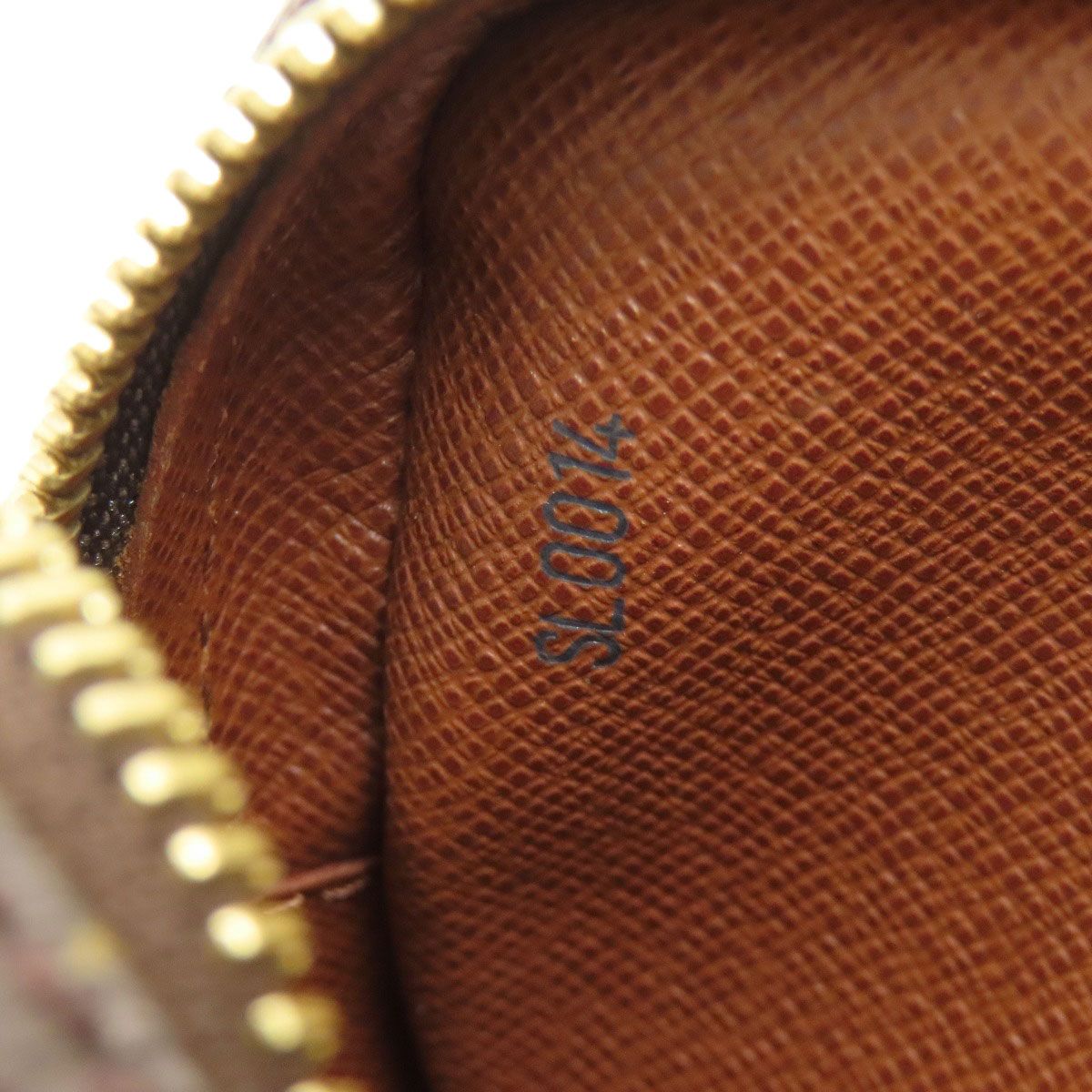 Louis Vuitton Danube Shoulder Bag Monogram Canvas — view 7
