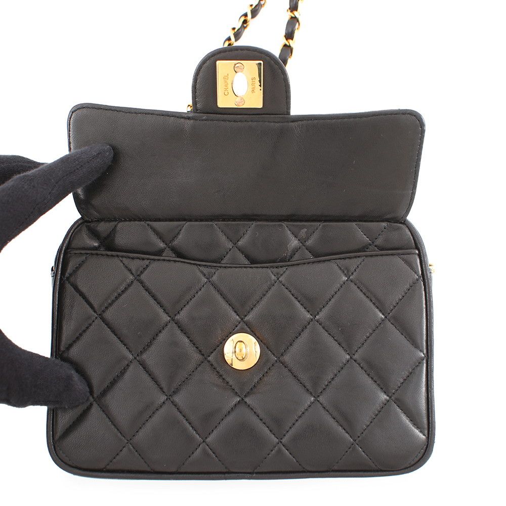 Chanel Shoulder Bag Quilted CC Logo Fringe Tassel Lambskin Black — view 5