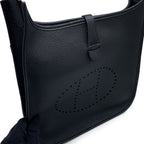 Hermes Shoulder Bag Evelyne 3 PM Black Gold Taurillon Clemence — view 6