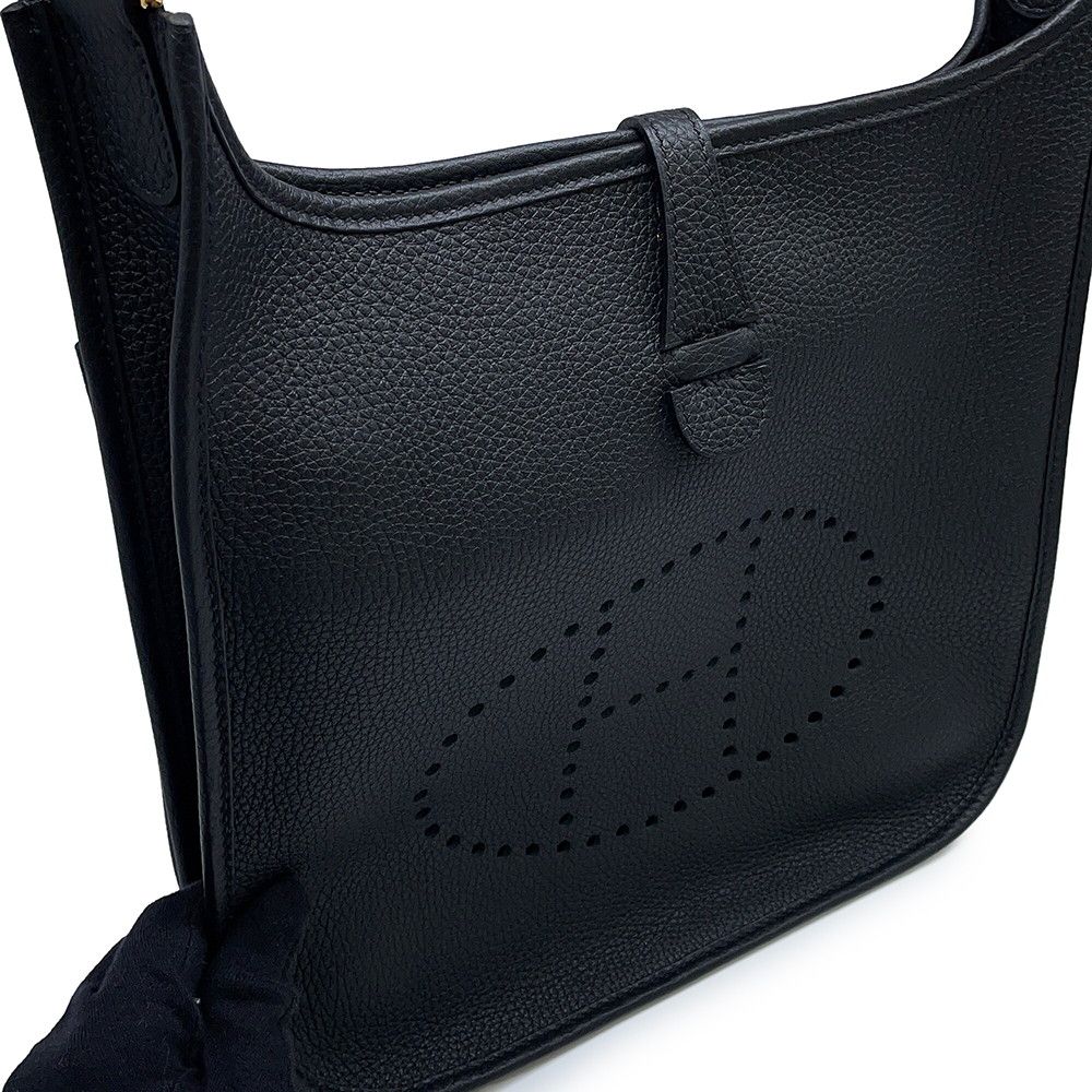 Hermes Shoulder Bag Evelyne 3 PM Black Gold Taurillon Clemence — view 6