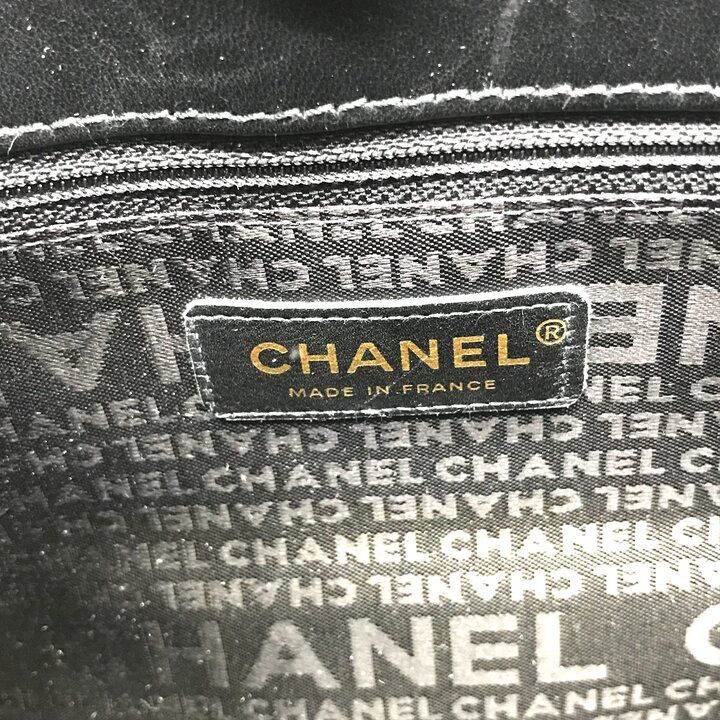 Chanel CC Logo Icon Chocolate Bar Hand Black Purse — view 8