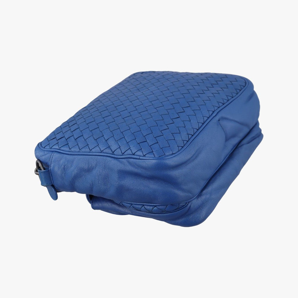Bottega Veneta Intrecciato Blue Lambskin Shoulder — view 7
