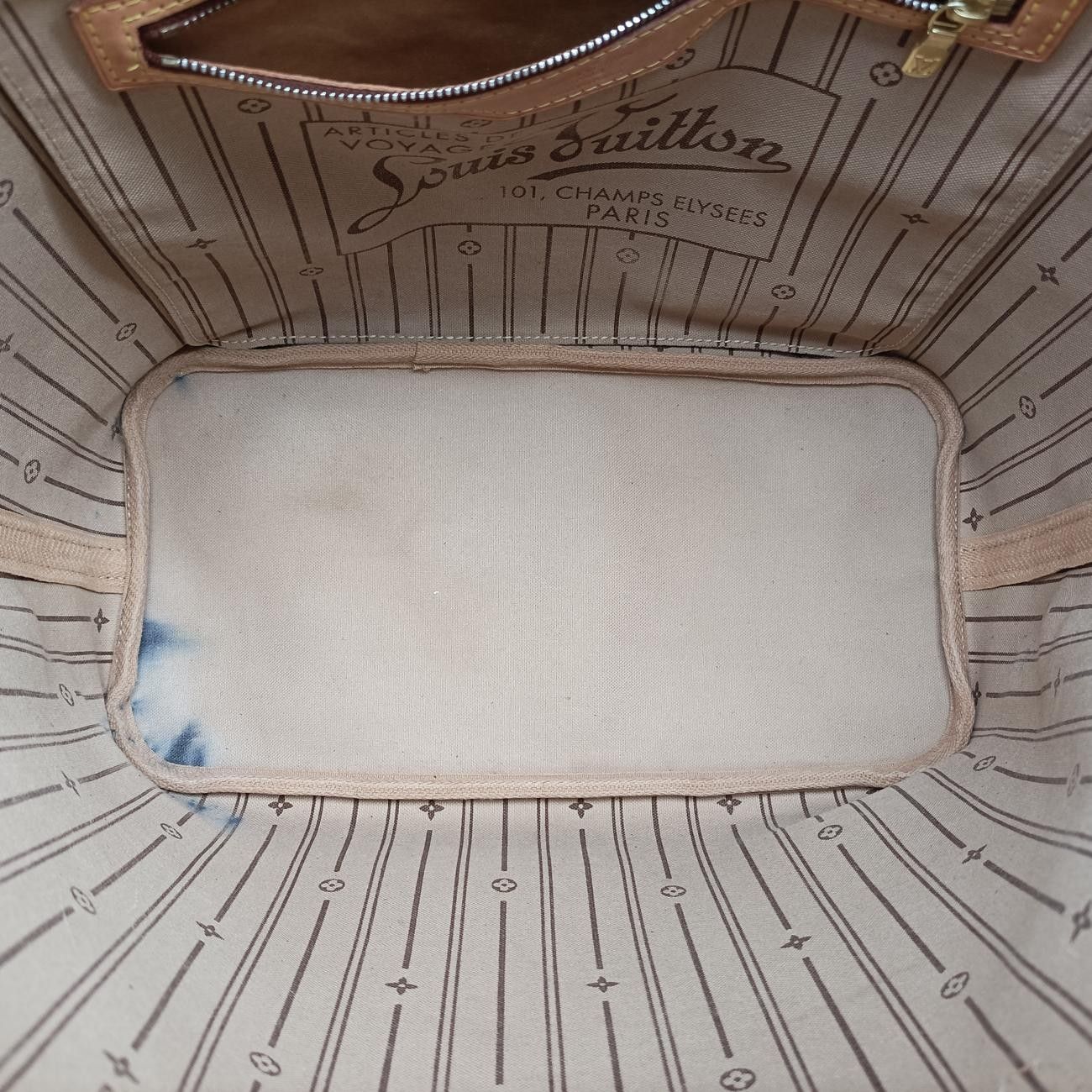 Louis Vuitton Neverfull MM Monogram Brown Canvas — view 9