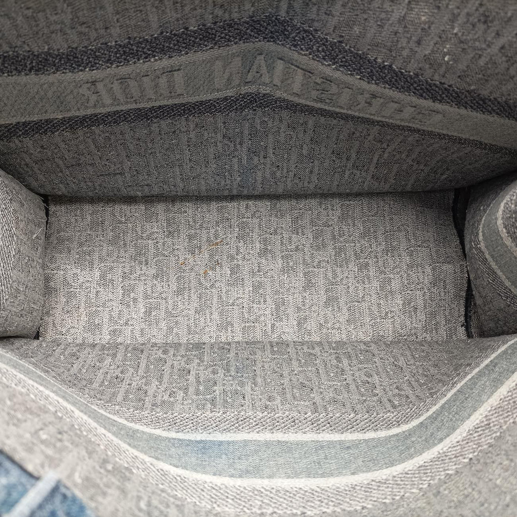 Dior Book Tote Navy Denim — view 9