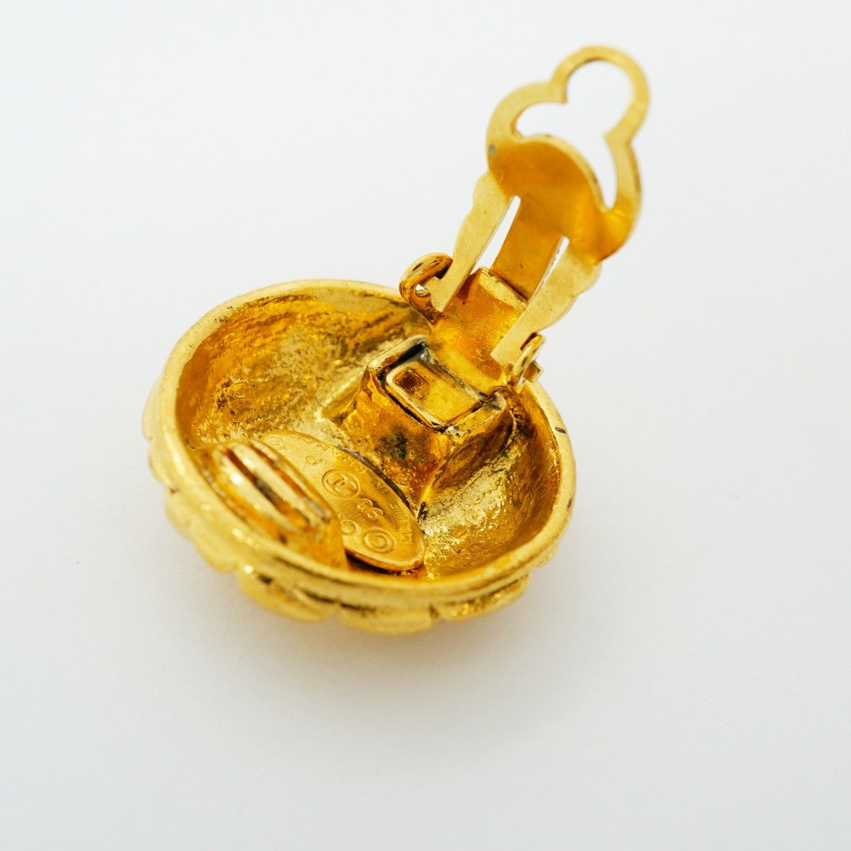 Chanel Earrings Vintage CC Logo Quilted Round — view 6