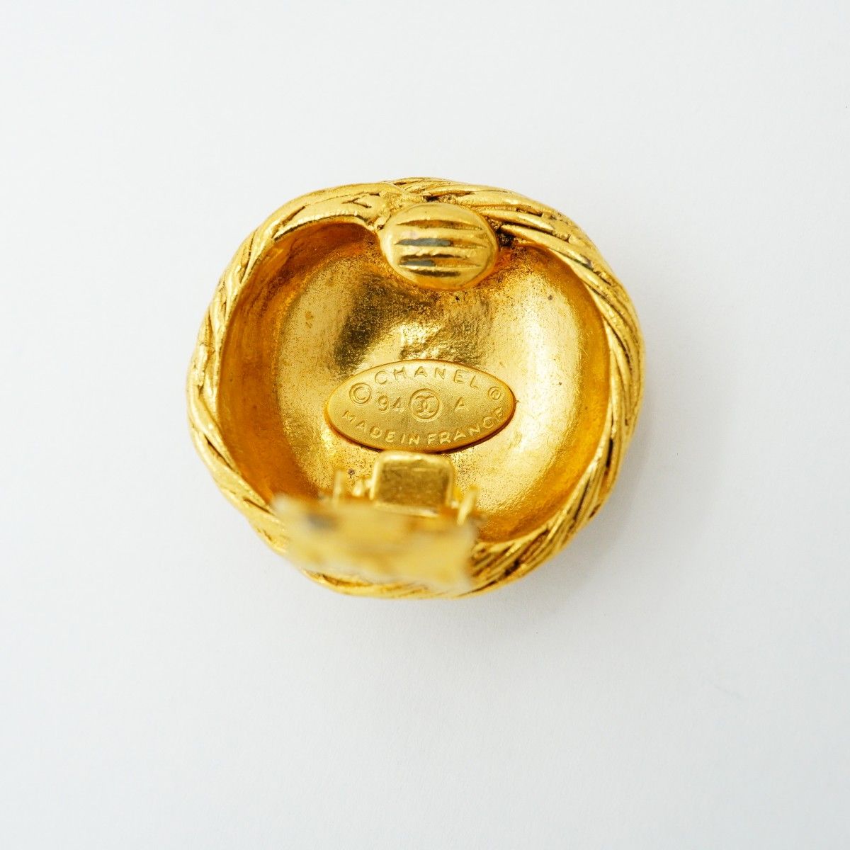 Chanel Earrings Vintage CC Logo Round — view 4