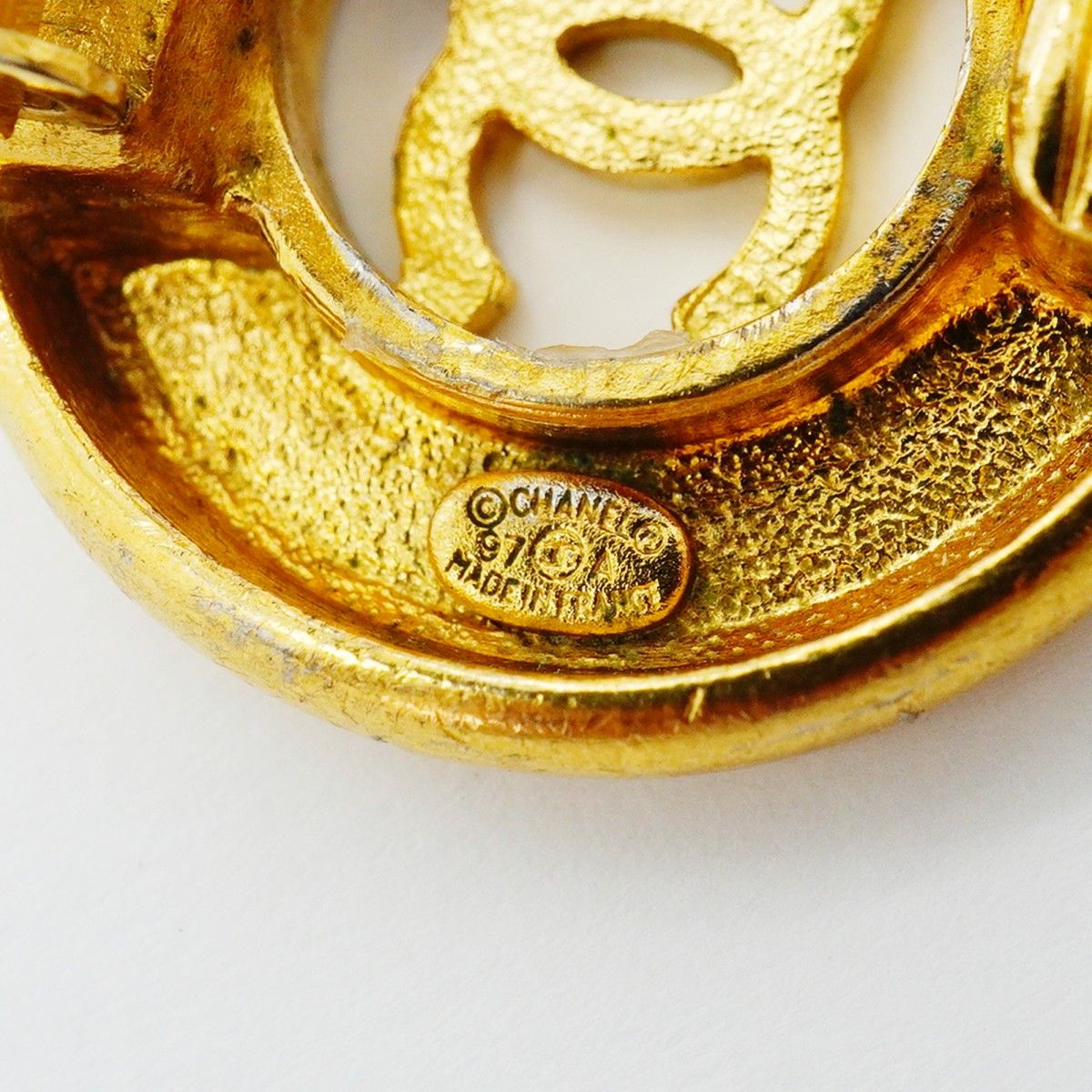Chanel Earrings Vintage CC Logo Round — view 4