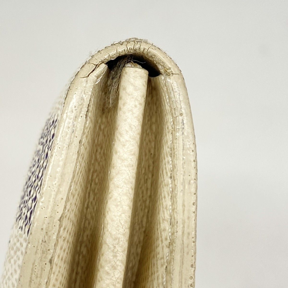 Louis Vuitton Wallet Damier Azur Portefeuille Sarah White — view 6