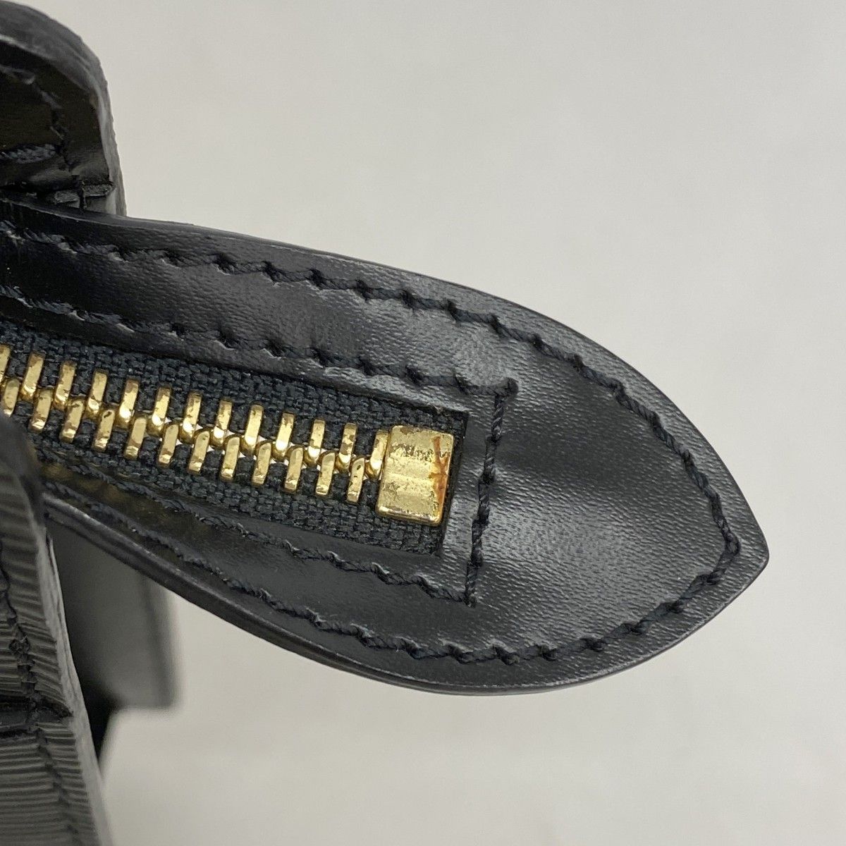 Louis Vuitton Clutch Epi Pochette Homme Noir — view 7