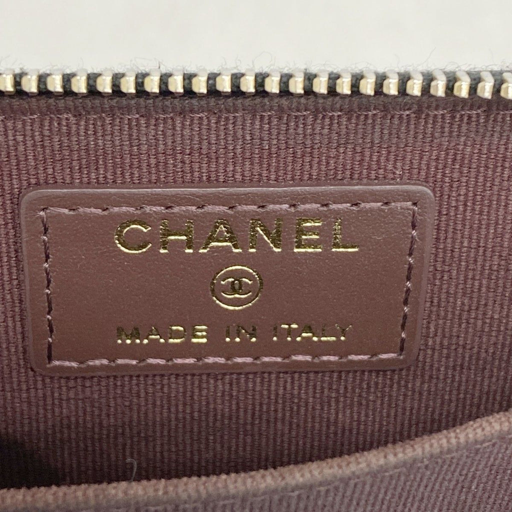 Chanel Coin Case Quilted Caviar Leather Black Gold — view 4