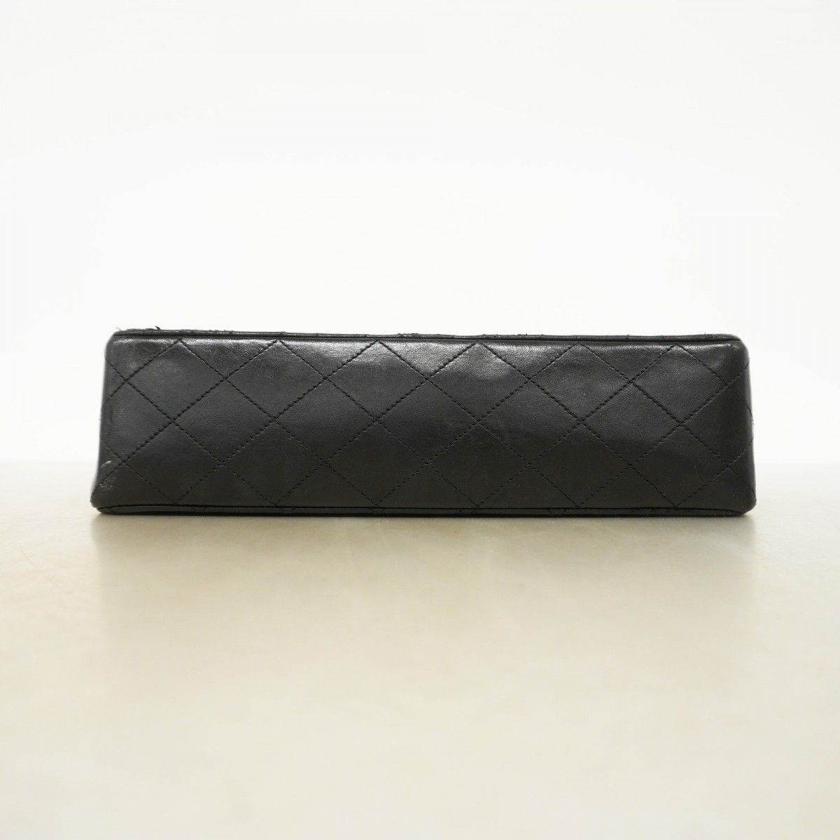 Chanel Shoulder Bag Quilted Lambskin Black Gold — view 3