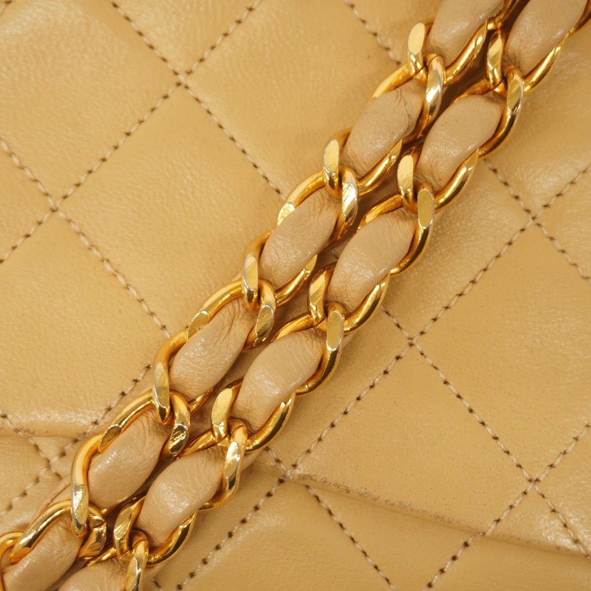 Chanel Shoulder Bag Quilted Lambskin Beige Gold — view 7