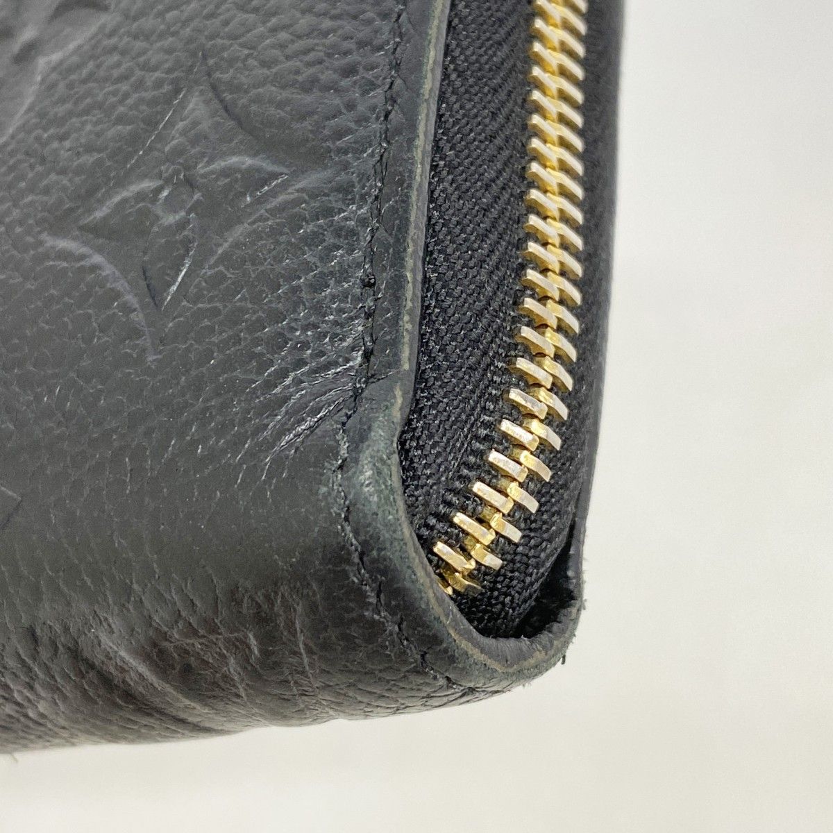 Louis Vuitton Wallet Monogram Empreinte Zippy Noir — view 5
