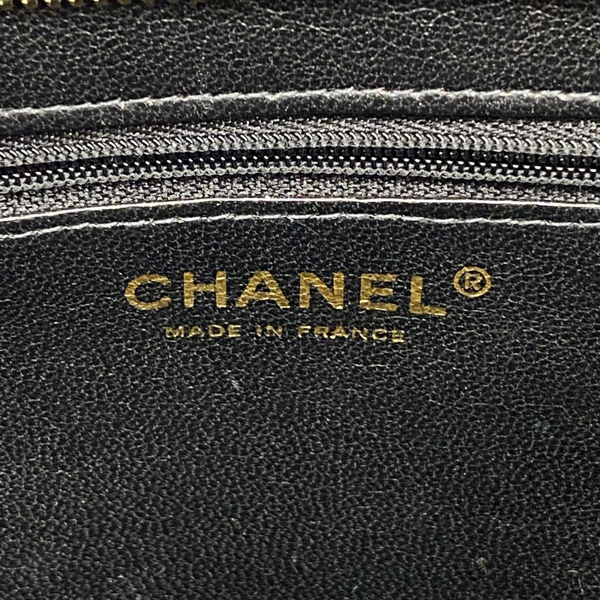 Chanel Tote Reissue Caviar Leather Black Champagne Gold — view 5