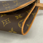 Louis Vuitton Shoulder Bag Monogram Pochette Twin GM Brown — view 6