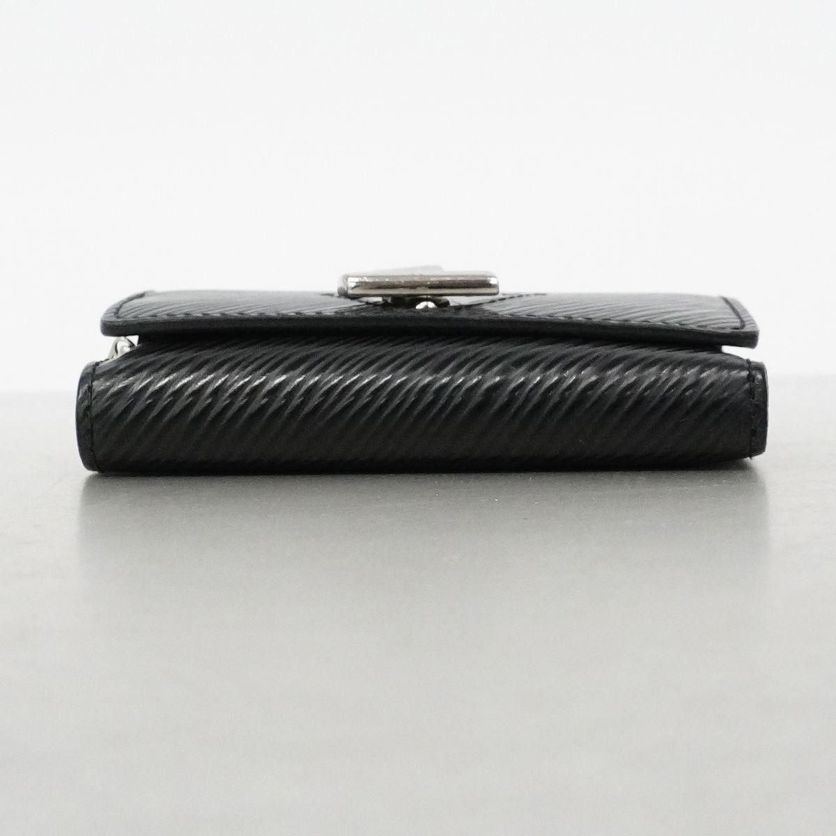 Louis Vuitton Trifold Wallet Epi Portefeuille Twist Compact XS Noir — view 3