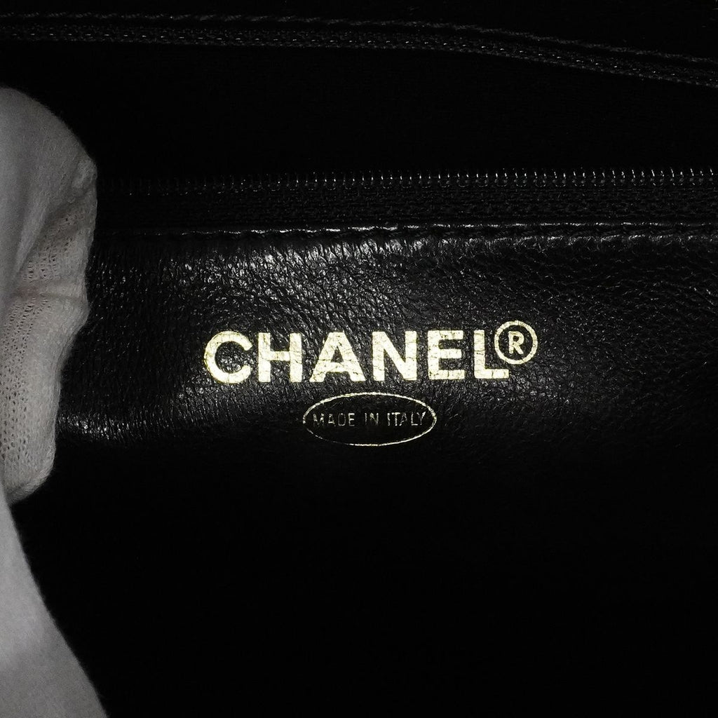 Chanel Tote Reissue Caviar Leather Black Gold — view 5
