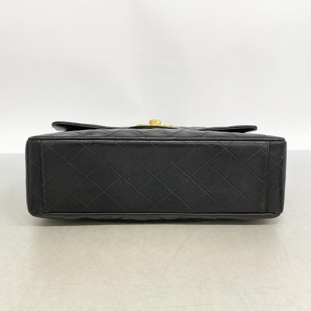 Chanel Shoulder Bag Deca Quilted Lambskin Black Gold — view 3