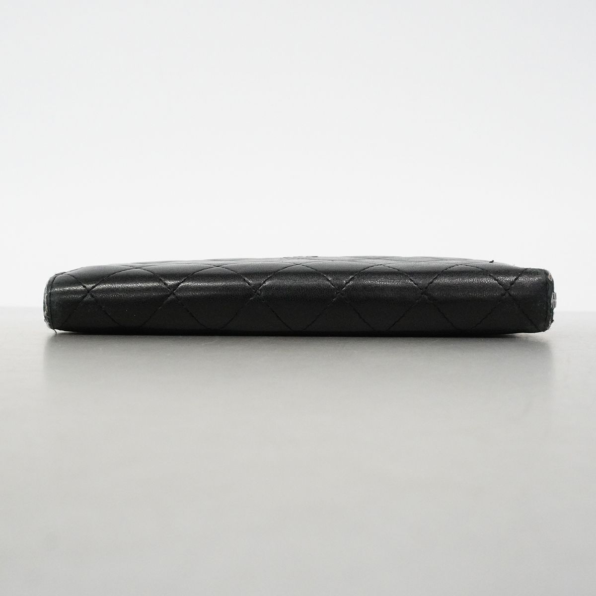 Chanel Wallet Quilted Lambskin Black Silver — view 3