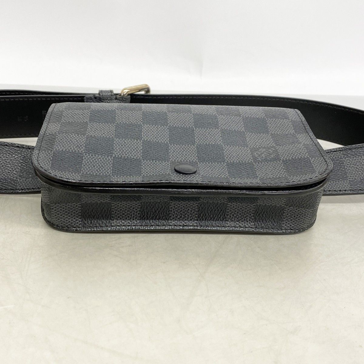Louis Vuitton Waist Bag Damier Graphite Ceinture Pochette Homme Black — view 3