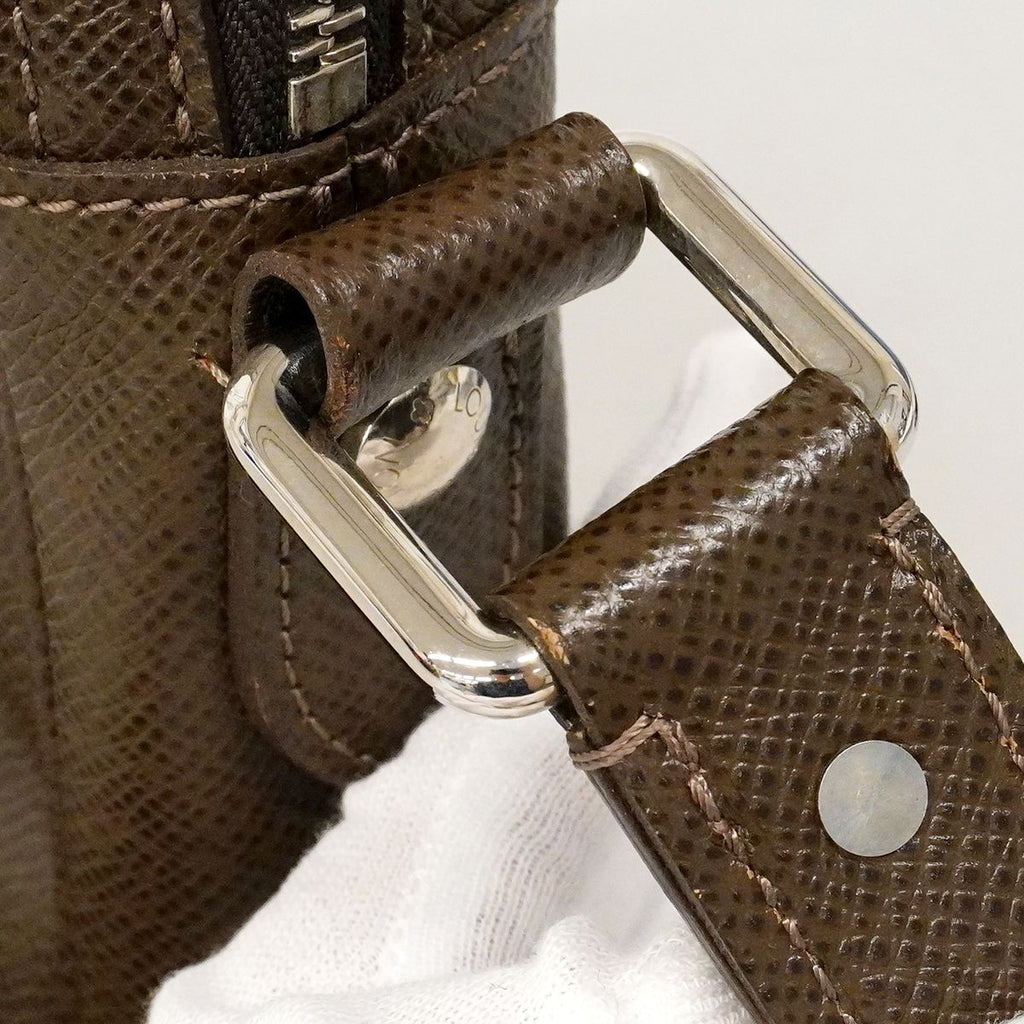 Louis Vuitton Shoulder Bag Taiga Dimitri Grizzly — view 8