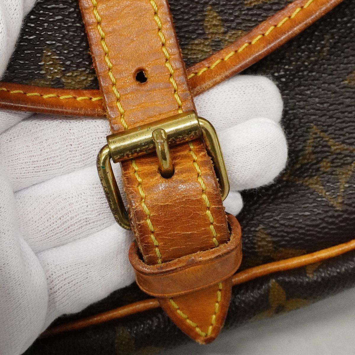 Louis Vuitton Shoulder Bag Monogram Saumur 30 Brown — view 8
