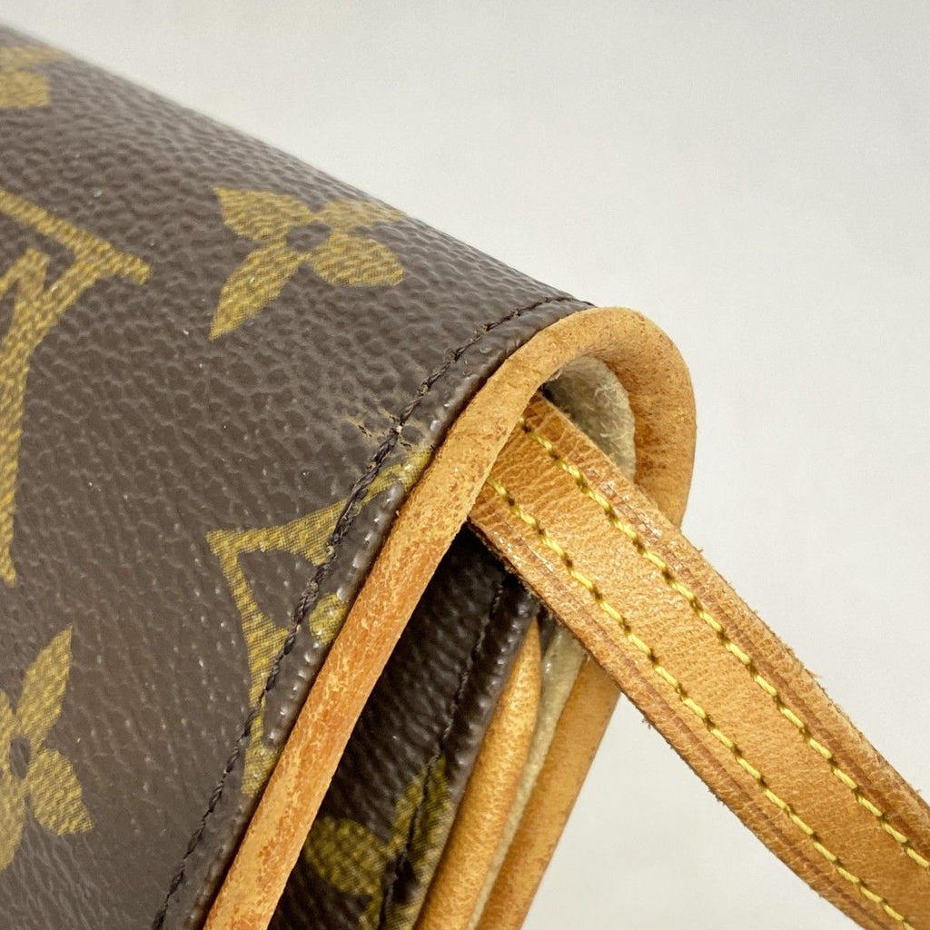 Louis Vuitton Shoulder Bag Monogram Pochette Twin GM Brown — view 6