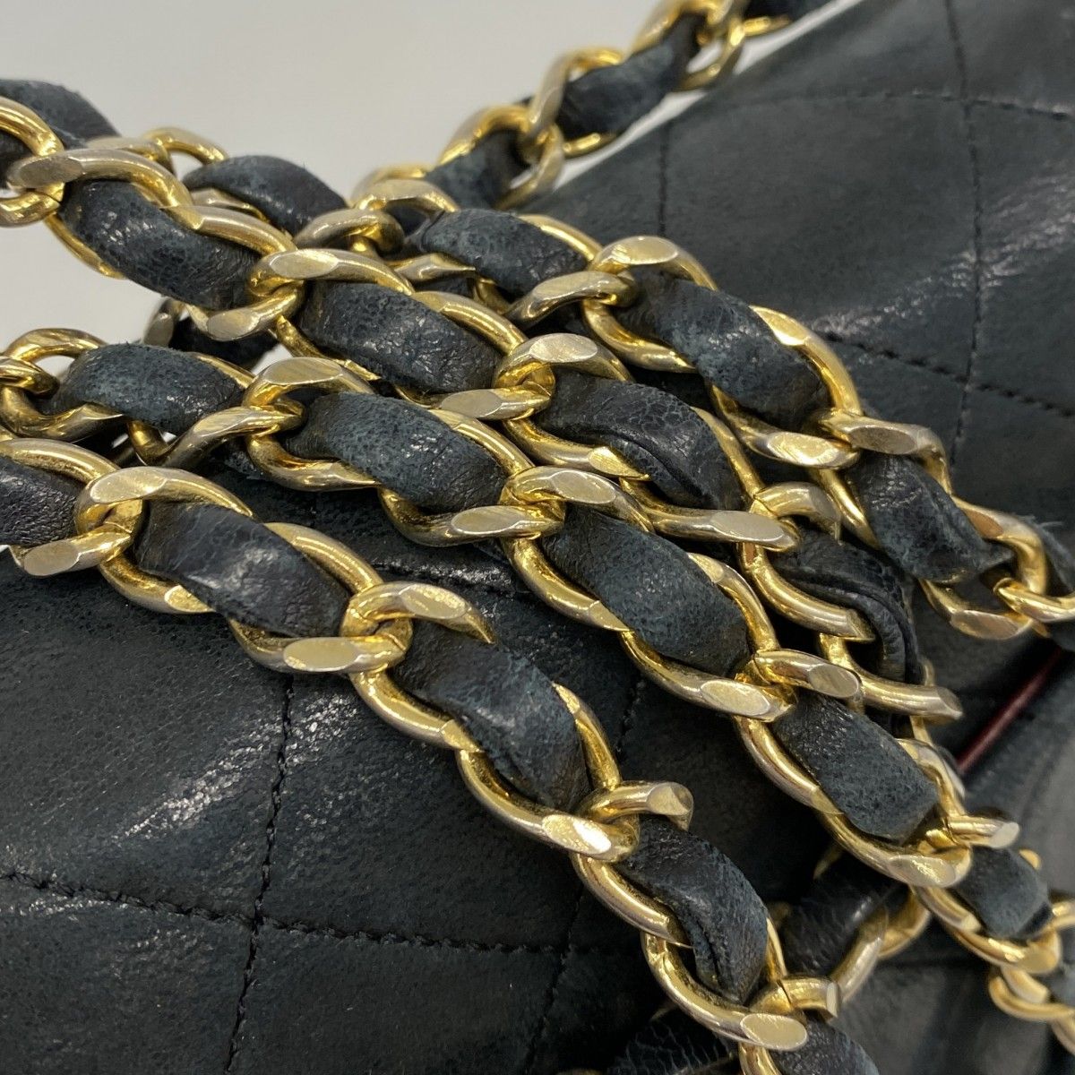 Chanel Shoulder Bag Quilted Lambskin Black Gold — view 8