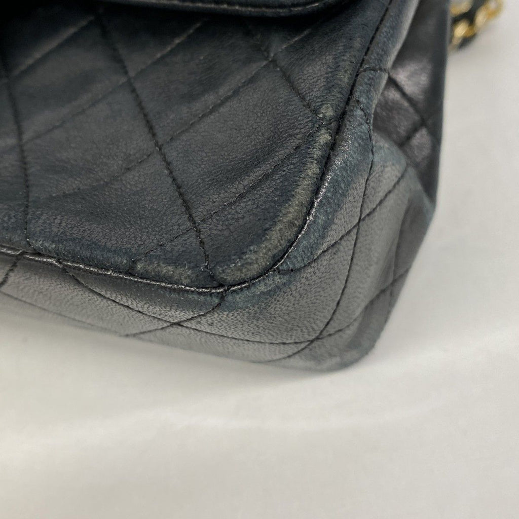 Chanel Shoulder Bag Quilted Lambskin Black Gold — view 6
