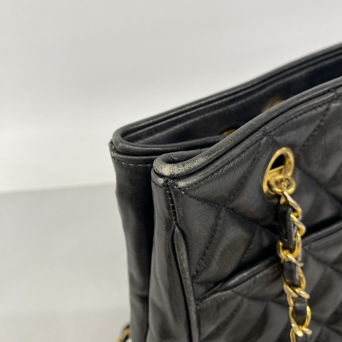 Chanel Shoulder Bag Quilted Lambskin Black Gold — view 6