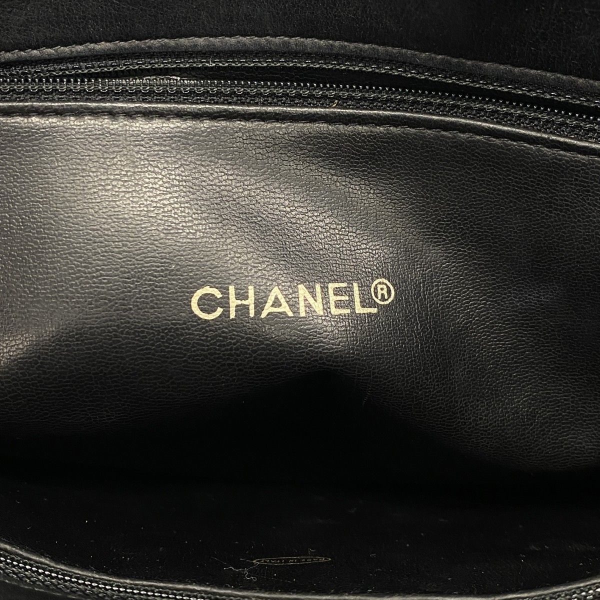 Chanel Shoulder Bag Quilted Lambskin Black Gold — view 5