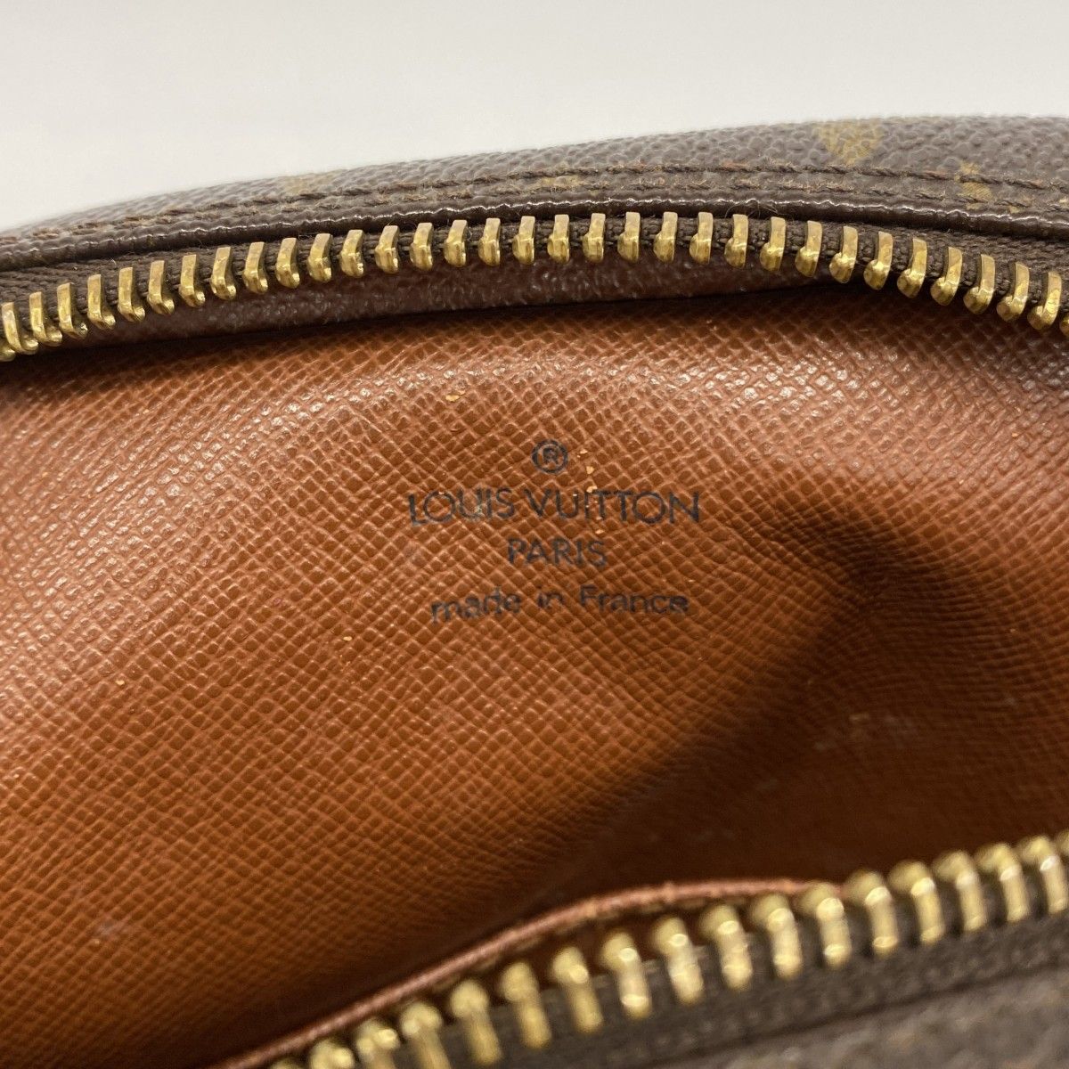Louis Vuitton Shoulder Bag Monogram Amazon Brown — view 5