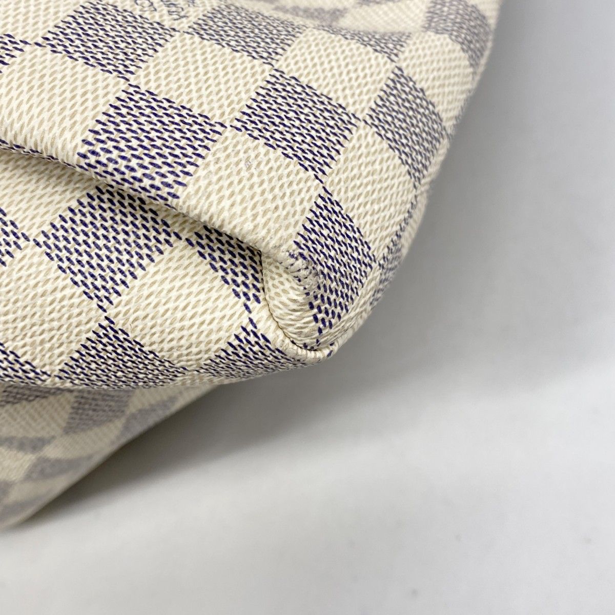 Louis Vuitton Tote Damier Azur Artsy MM White — view 6