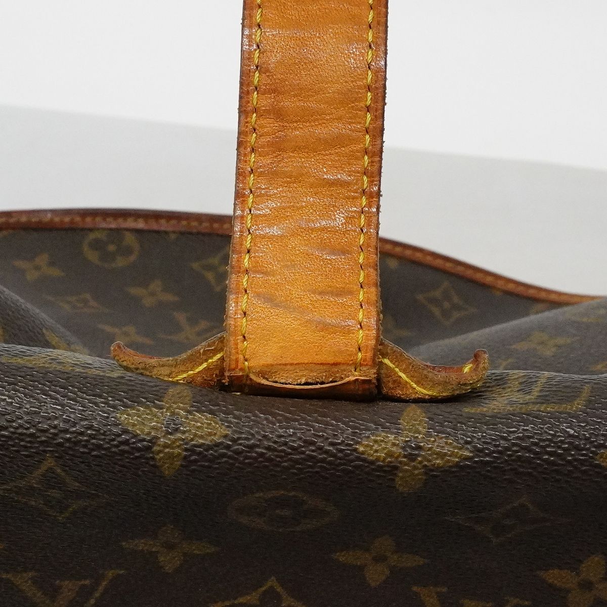 Louis Vuitton Shoulder Bag Monogram Saumur 35 Brown — view 7