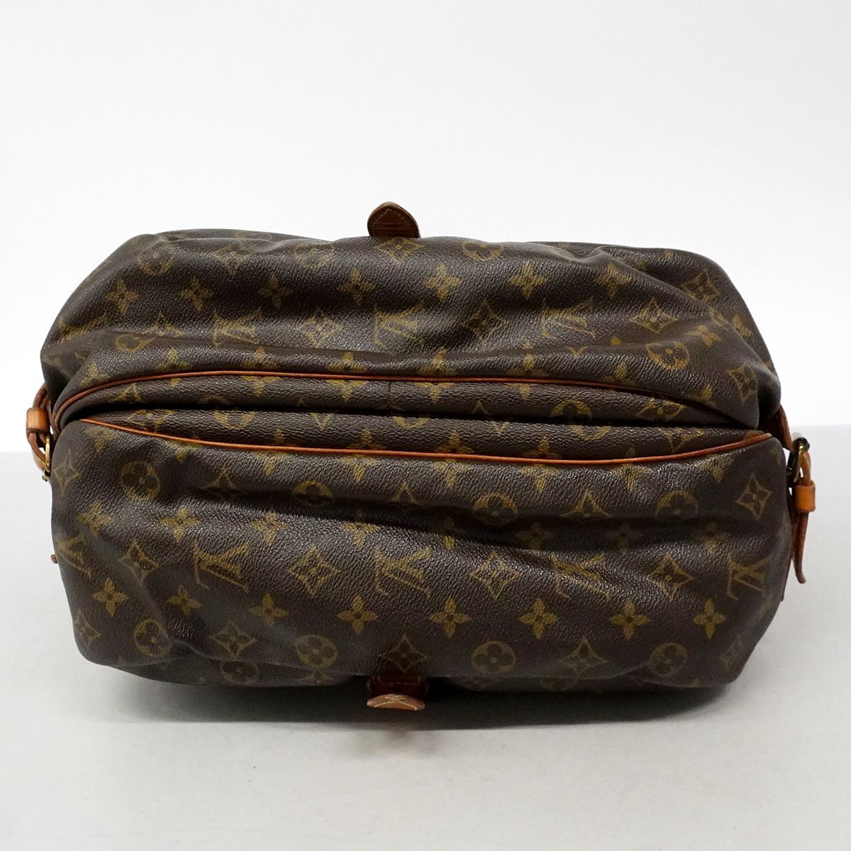 Louis Vuitton Shoulder Bag Monogram Saumur 35 Brown — view 3