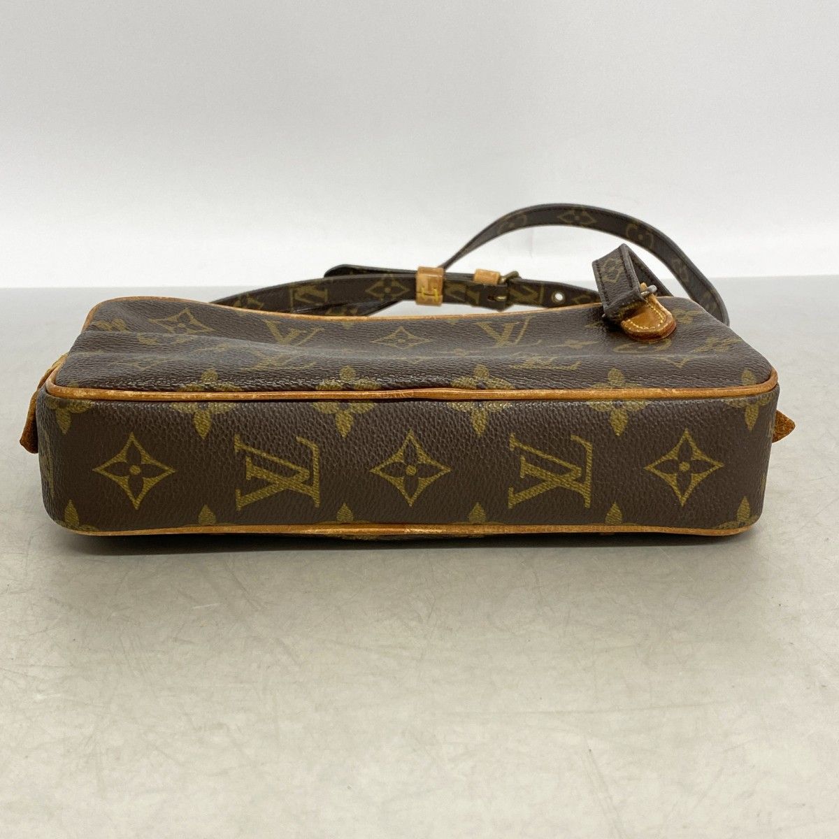 Louis Vuitton Pochette Monogram Ma Roulis Bandouliere Brown Handbag — view 3
