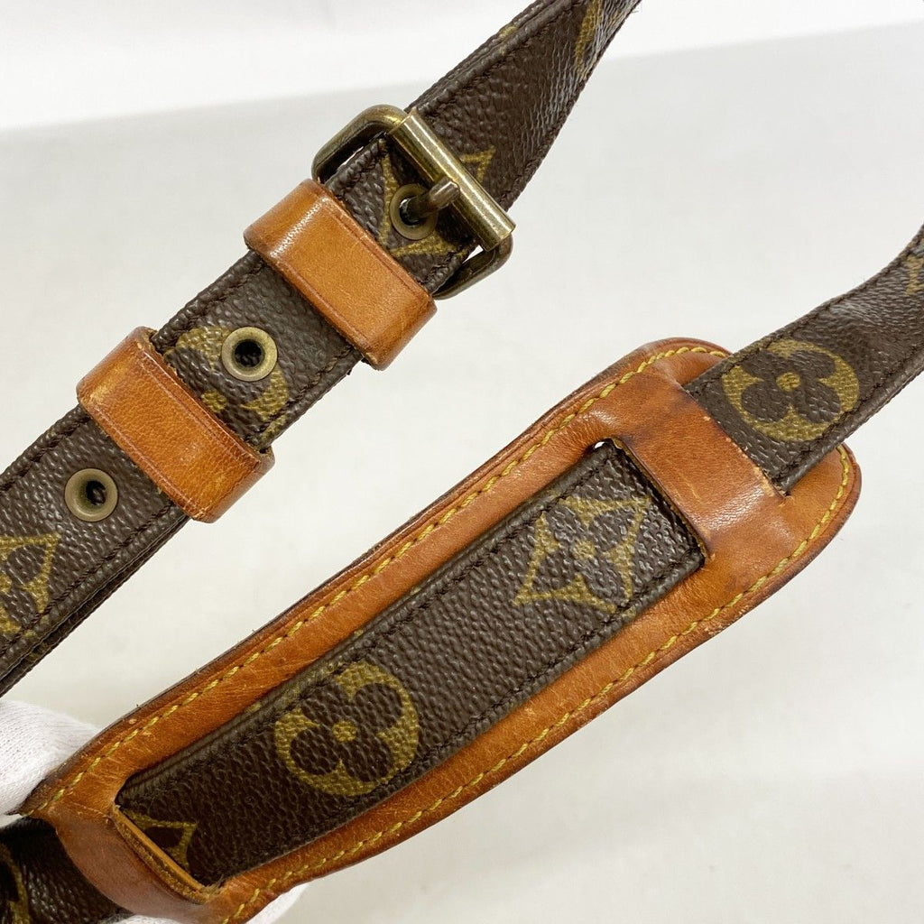 Louis Vuitton Shoulder Bag Monogram Amazon GM Brown — view 9