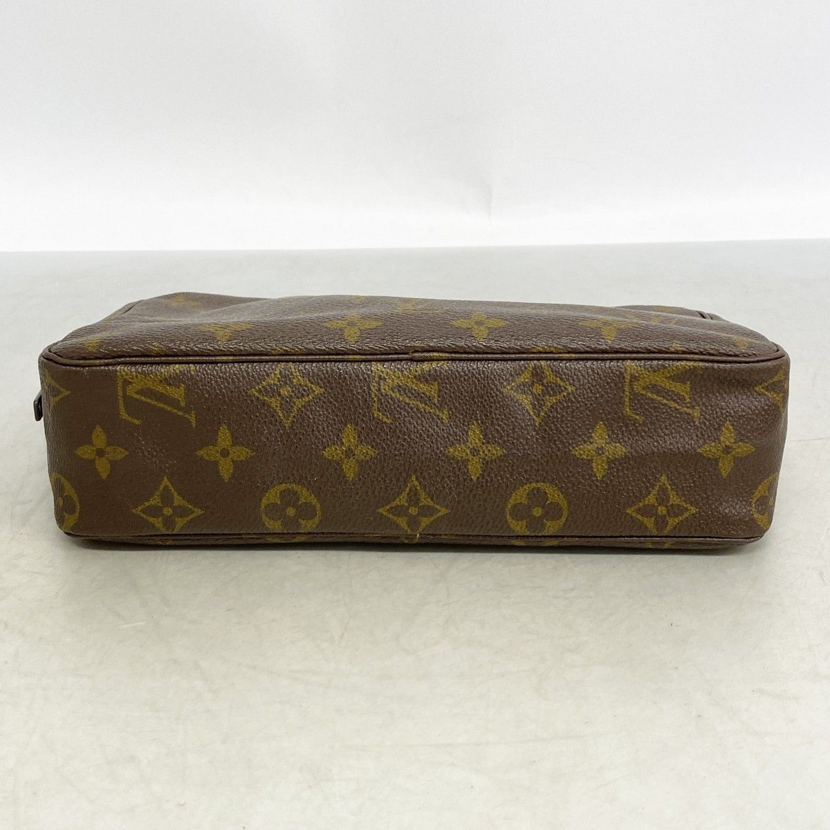 Louis Vuitton Pouch Monogram Trousse Toilette 23 Brown — view 3