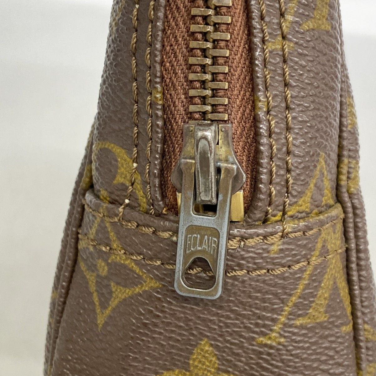 Louis Vuitton Pouch Monogram Trousse Toilette 23 Brown — view 8