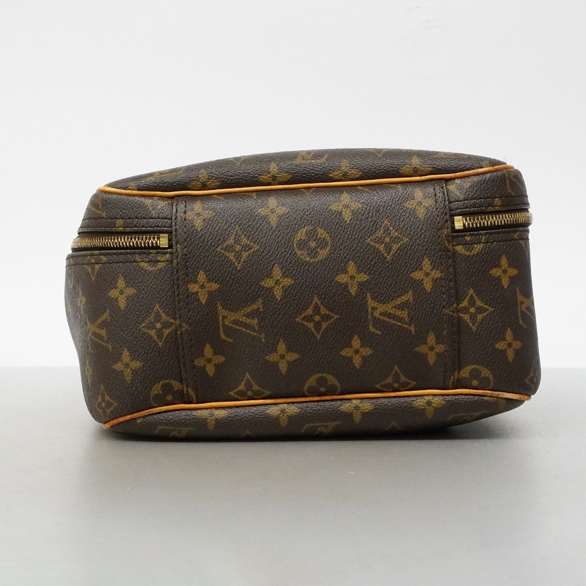 Louis Vuitton Handbag Monogram Excursion Brown — view 3