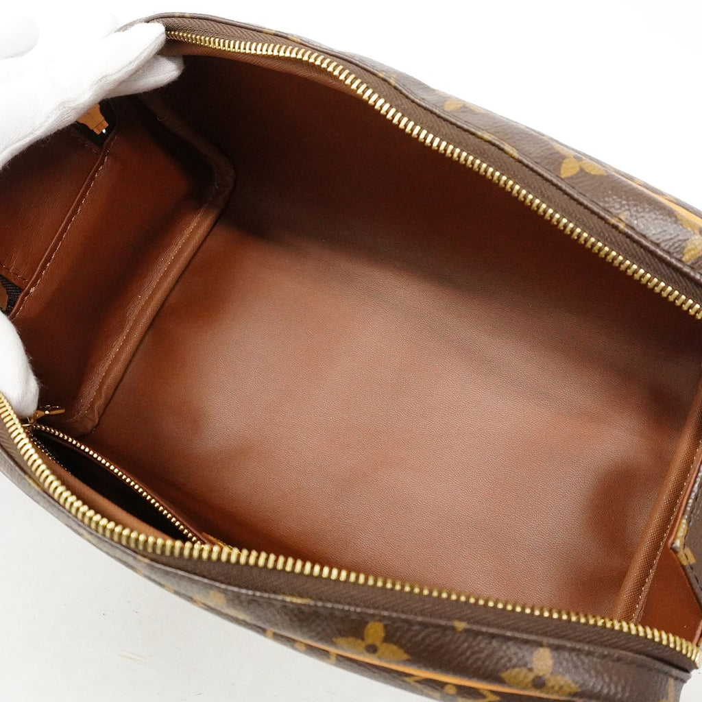 Louis Vuitton Clutch Monogram Dopp Kit Brown — view 4